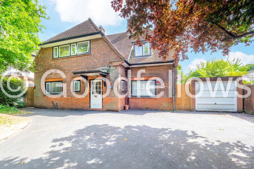 4 bed Detached House for rent in Carshalton. From Goodfellows