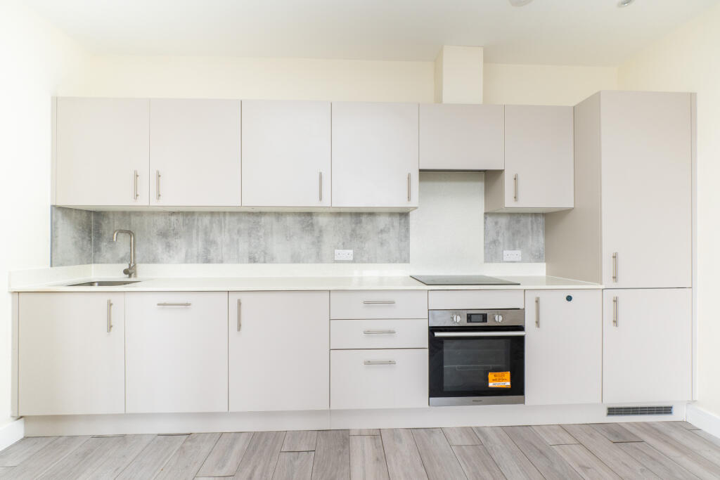 2 bed Apartment for rent in Stoneleigh. From Goodfellows