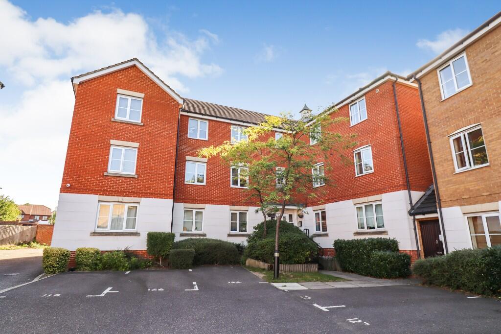 2 bed Apartment for rent in Grays. From Grant Allen Estate Agents - Grays