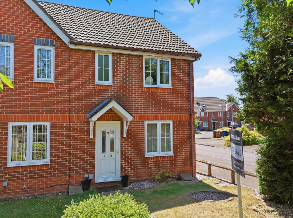 3 bed End of Terrace for rent in Grays. From Grant Allen Estate Agents - Grays 3 bed End of Terrace for rent in Grays. From Grant Allen Estate Agents - Grays