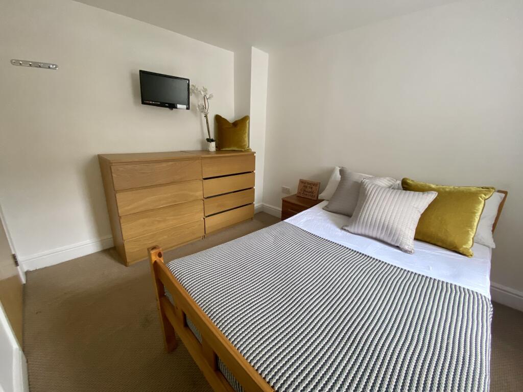 1 bed Room for rent in Woolwich. From Greens Lettings - London