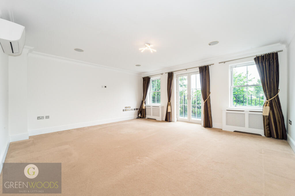 5 bed Town House for rent in Greenford. From Greenwoods Residential - Kingston & Wimbledon - Lettings