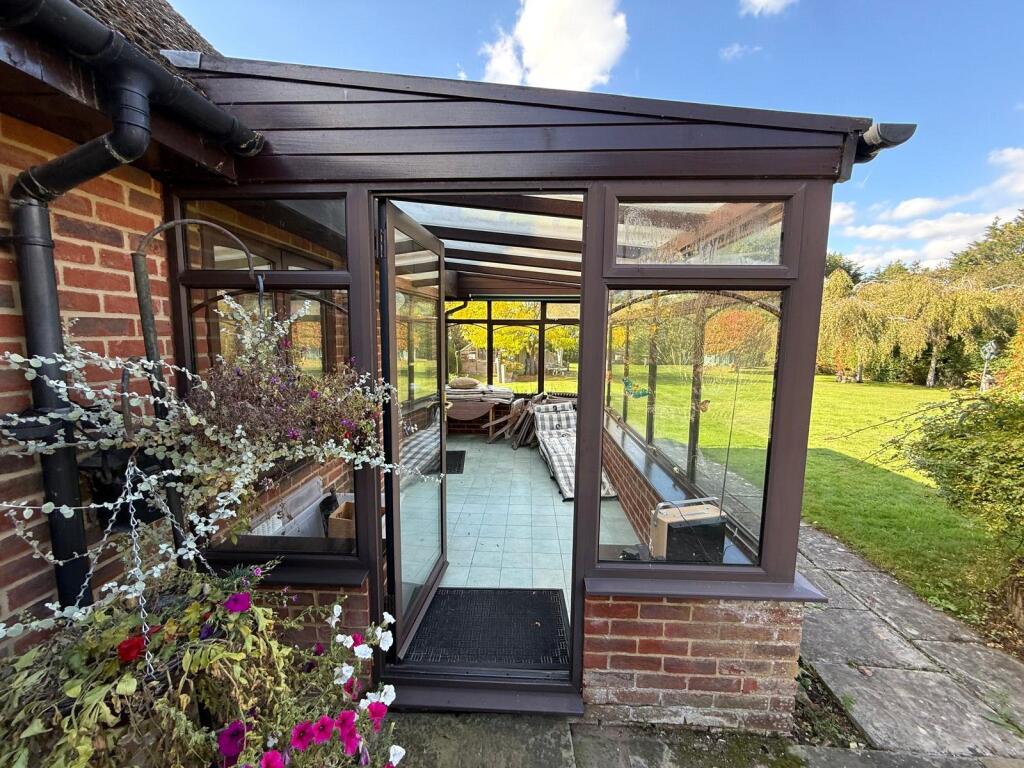 1 bed Not Specified for rent in Chalfont St Giles. From Greenwoods Residential - Kingston & Wimbledon - Lettings