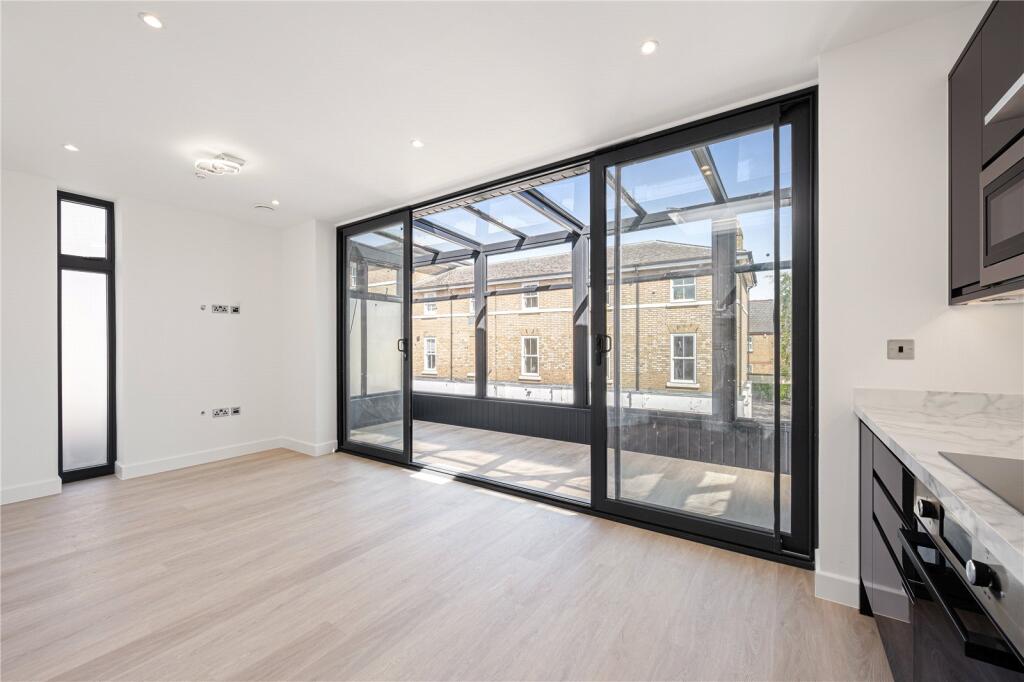 1 bed Apartment for rent in Surbiton. From Greenwoods Residential - Kingston & Wimbledon - Lettings 1 bed Apartment for rent in Surbiton. From Greenwoods Residential - Kingston & Wimbledon - Lettings