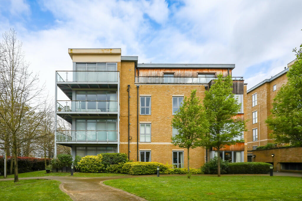 1 bed Apartment for rent in Teddington. From Griffin Stevens - Richmond