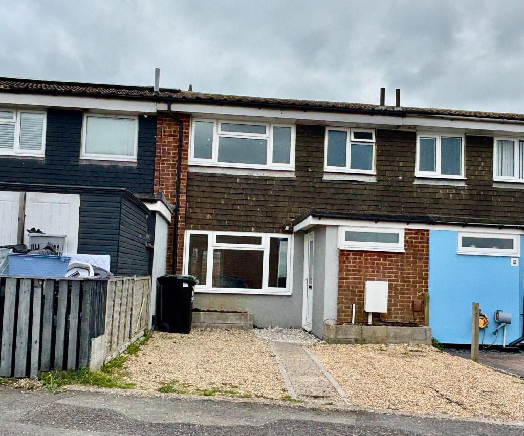3 bed Mid Terraced House for rent in Crumbles. From Eastbourne Property Shop - Pevensey