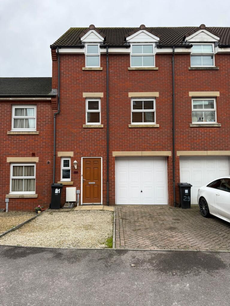 3 bed Town House for rent in Cribbs Causeway. From Edison Ford - Yate