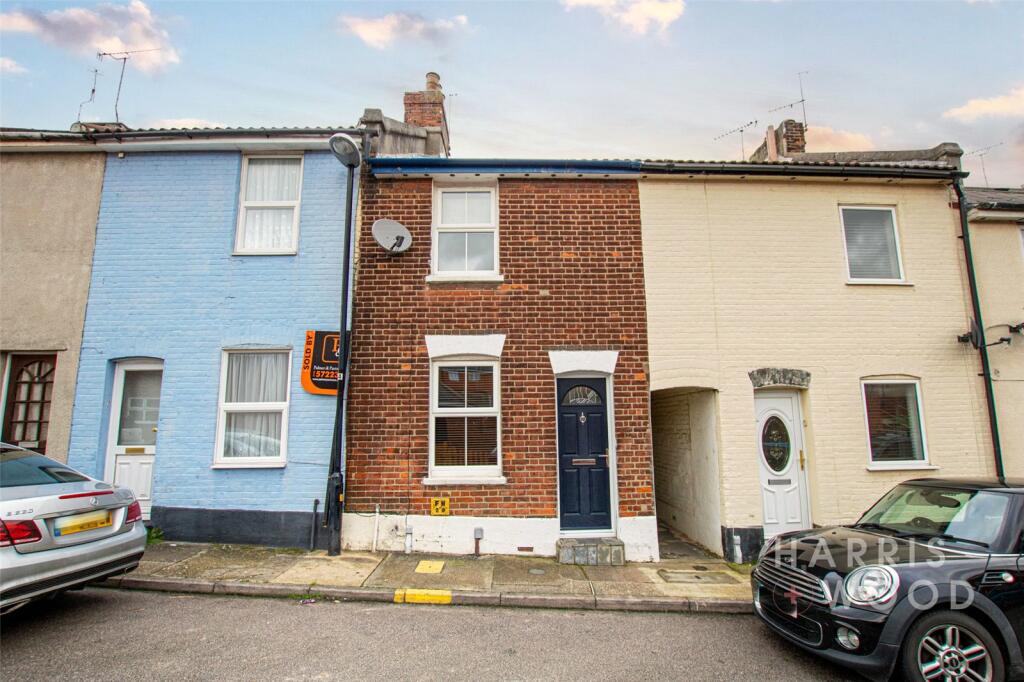 2 bed Mid Terraced House for rent in Colchester. From Harris + Wood - Colchester