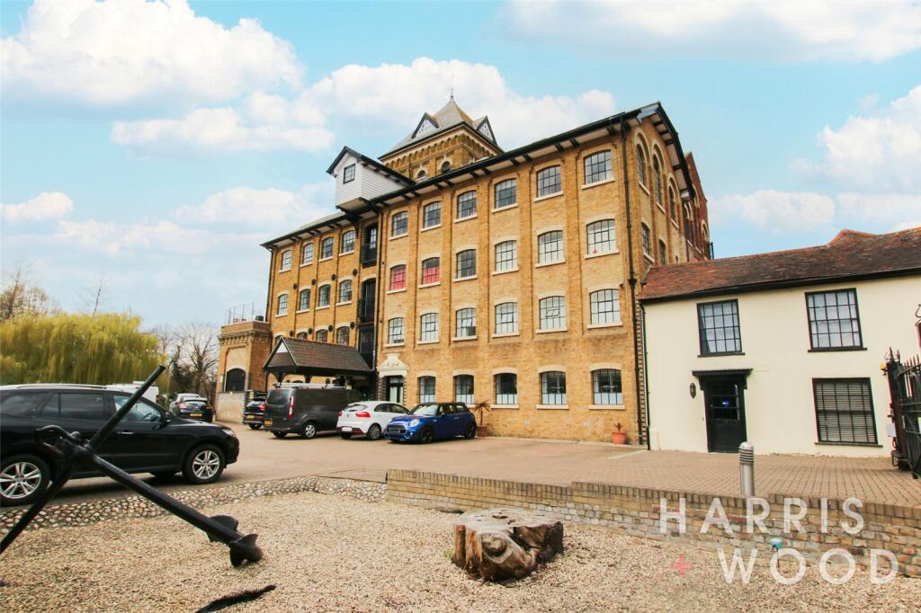 2 bed Penthouse for rent in Colchester. From Harris + Wood - Colchester