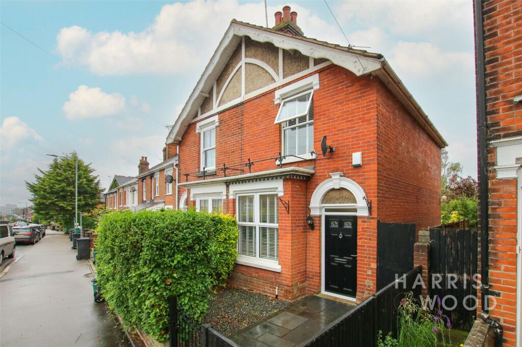 2 bed Semi-Detached House for rent in Workhouse Hill. From Harris + Wood - Colchester