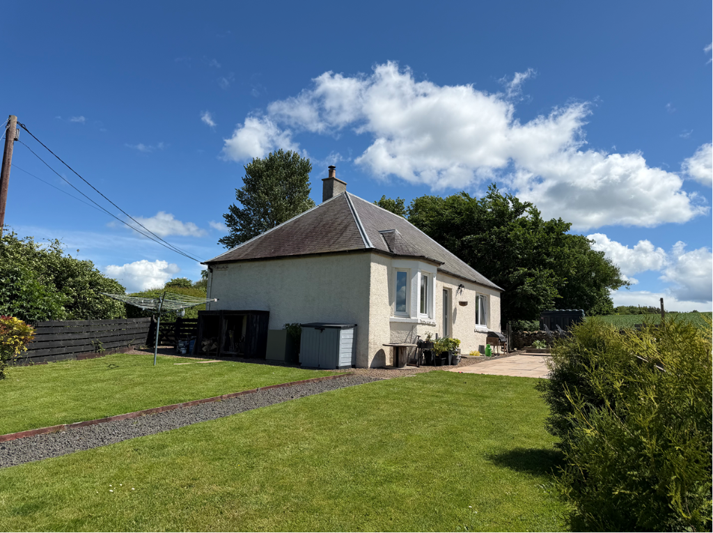2 bed Detached for rent in Earlston. From EDWIN THOMPSON - Galashiels 2 bed Detached for rent in Earlston. From EDWIN THOMPSON - Galashiels