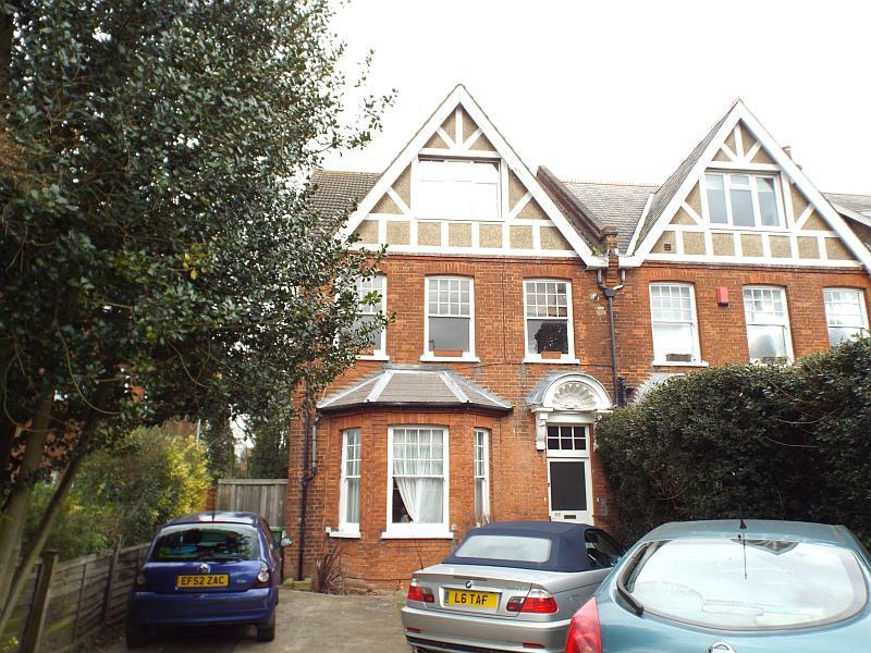 2 bed Flat for rent in Carshalton. From HES Parry & Drewett - Sutton