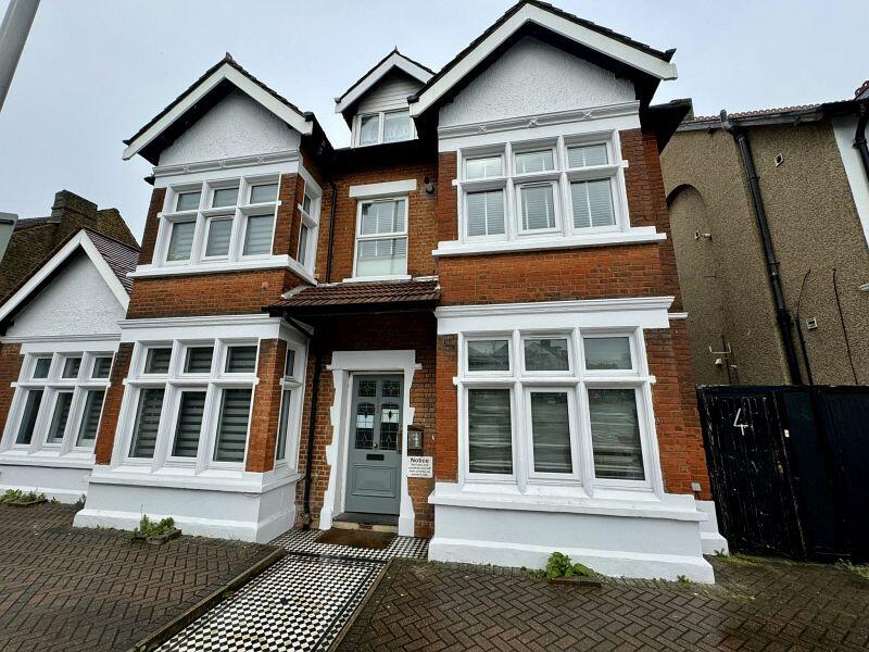 1 bed House (unspecified) for rent in Carshalton. From HES Parry & Drewett - Sutton