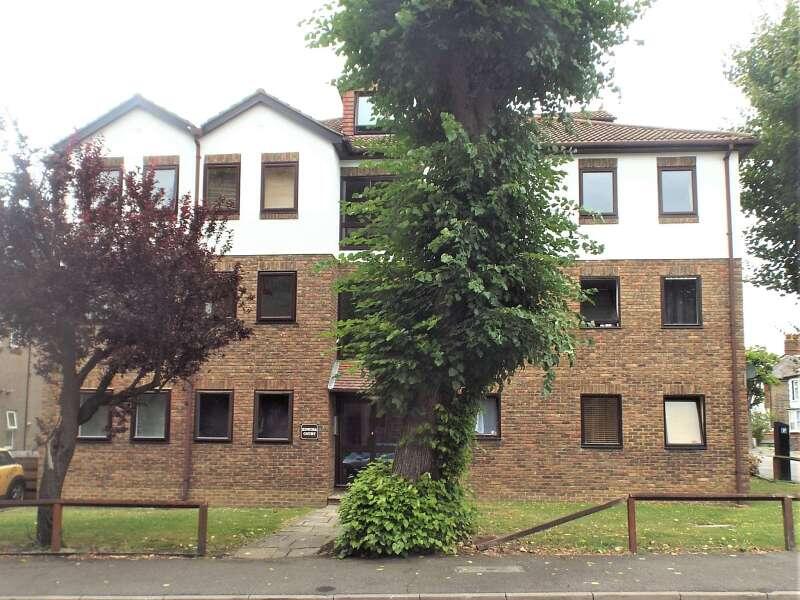 1 bed 1st Floor Flat for rent in Carshalton. From HES Parry & Drewett - Sutton