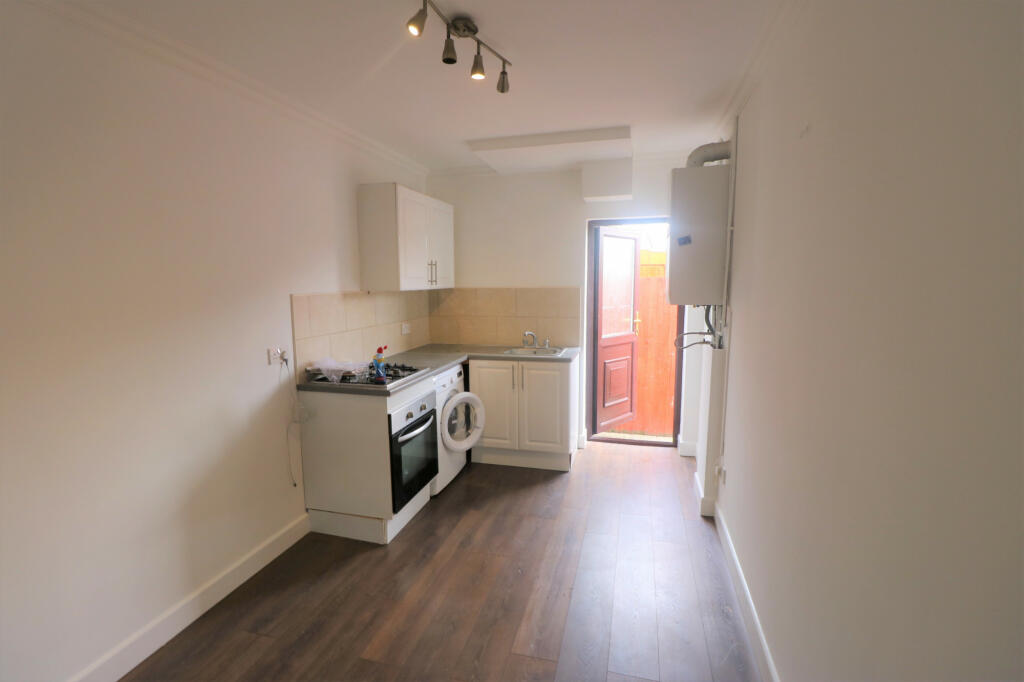 0 bed Studio for rent in Chigwell. From Hills Estate - Ilford