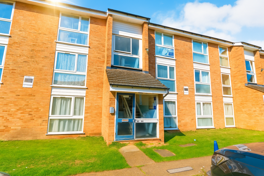 1 bed 1st Floor Flat for rent in Ilford. From Hills Estate - Ilford