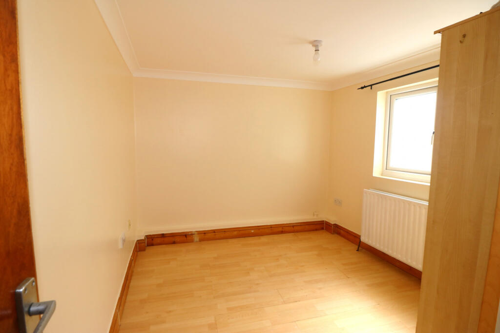 1 bed 1st Floor Flat for rent in London. From Hills Estate - Ilford