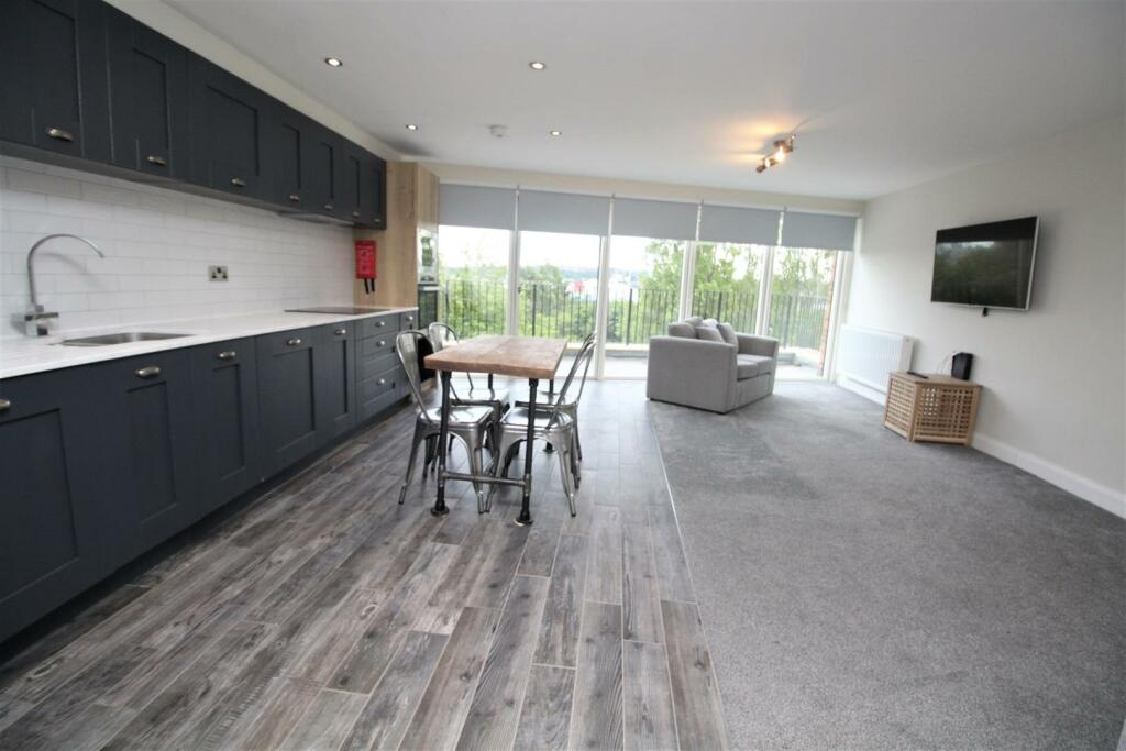 4 bed Apartment for rent in Newcastle upon Tyne. From Hive Estates - Newcastle upon Tyne