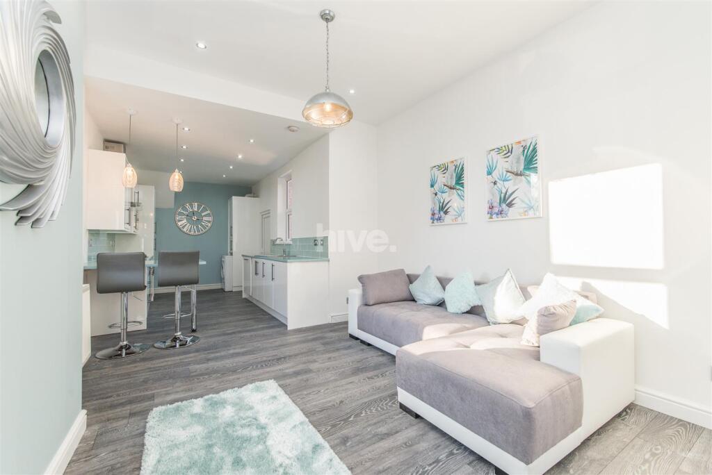 2 bed 1st Floor Flat for rent in Newcastle upon Tyne. From Hive Estates - Newcastle upon Tyne