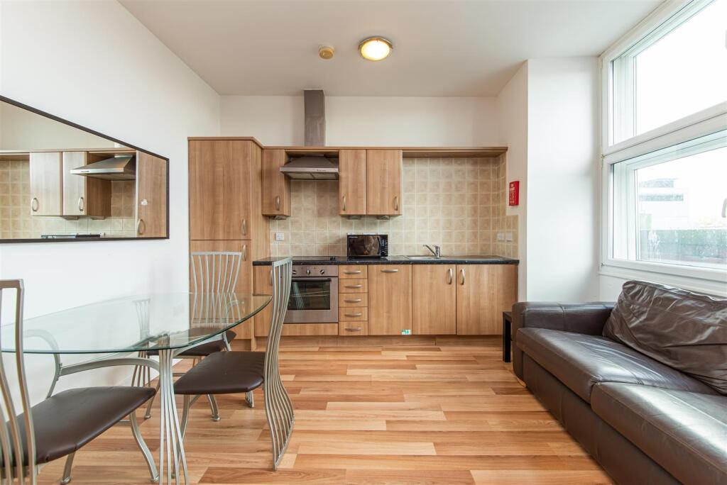 2 bed Apartment for rent in Newcastle upon Tyne. From Hive Estates - Newcastle upon Tyne