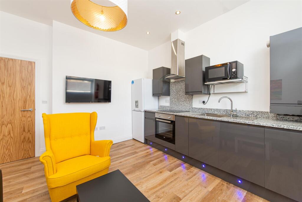 3 bed Apartment for rent in Newcastle upon Tyne. From Hive Estates - Newcastle upon Tyne 3 bed Apartment for rent in Newcastle upon Tyne. From Hive Estates - Newcastle upon Tyne