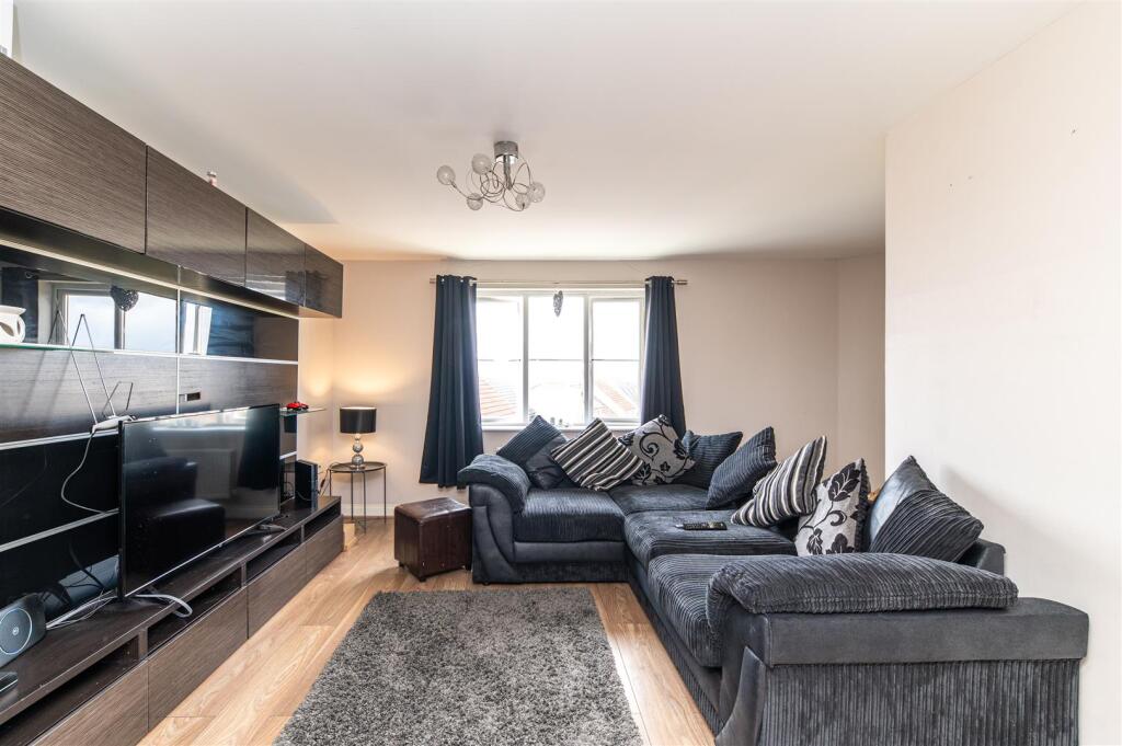 2 bed 1st Floor Flat for rent in Newcastle upon Tyne. From Hive Estates - Newcastle upon Tyne