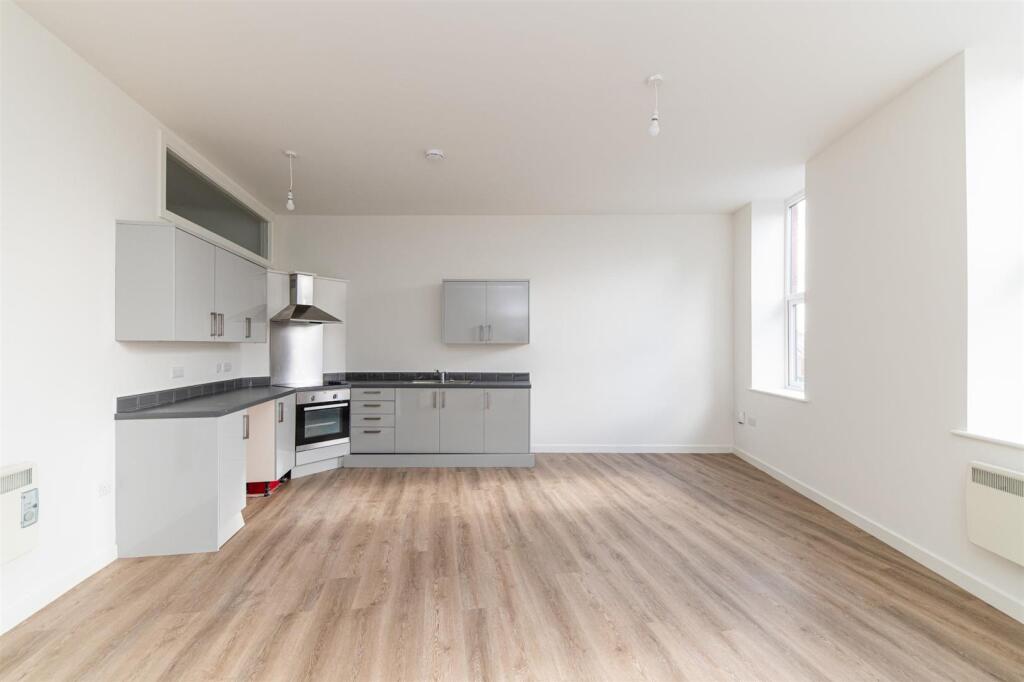 2 bed Apartment for rent in South Shields. From Hive Estates - Newcastle upon Tyne