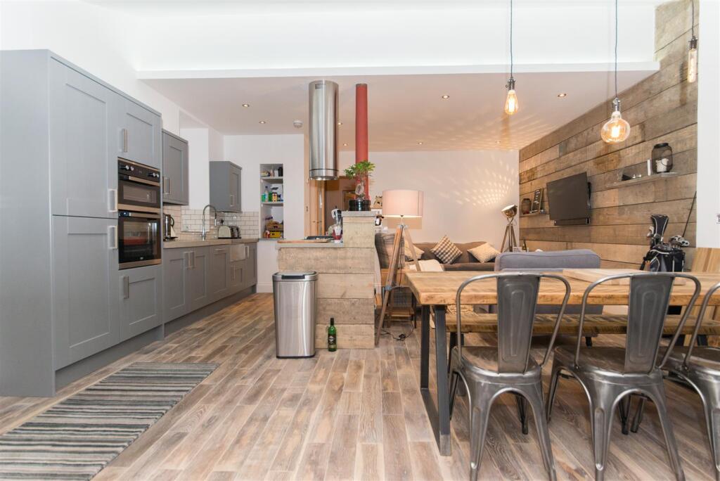 1 bed House Share for rent in Newcastle upon Tyne. From Hive Estates - Newcastle upon Tyne