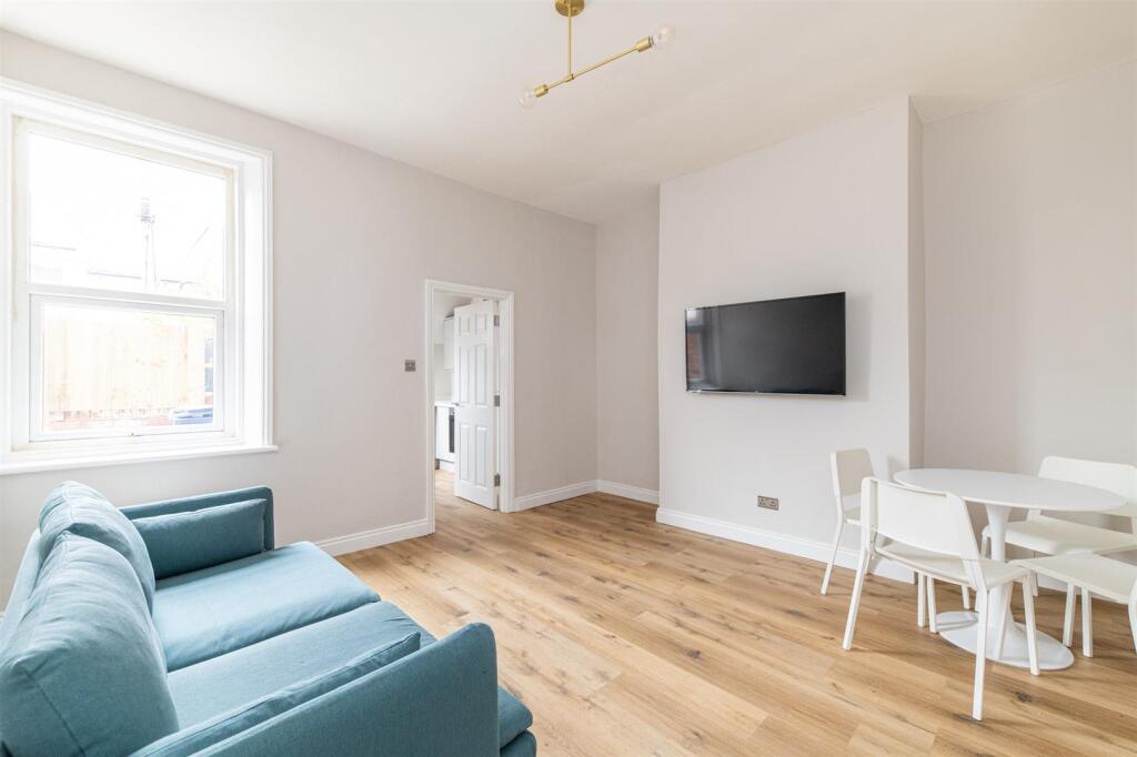 2 bed 1st Floor Flat for rent in Newcastle upon Tyne. From Hive Estates - Newcastle upon Tyne