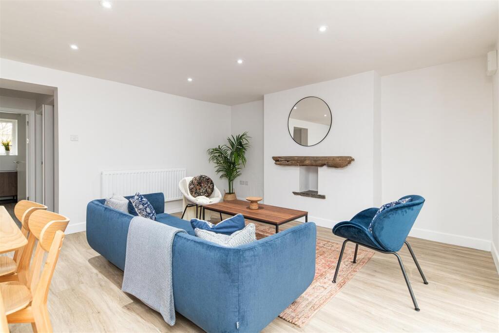 2 bed 1st Floor Flat for rent in Newcastle upon Tyne. From Hive Estates - Newcastle upon Tyne