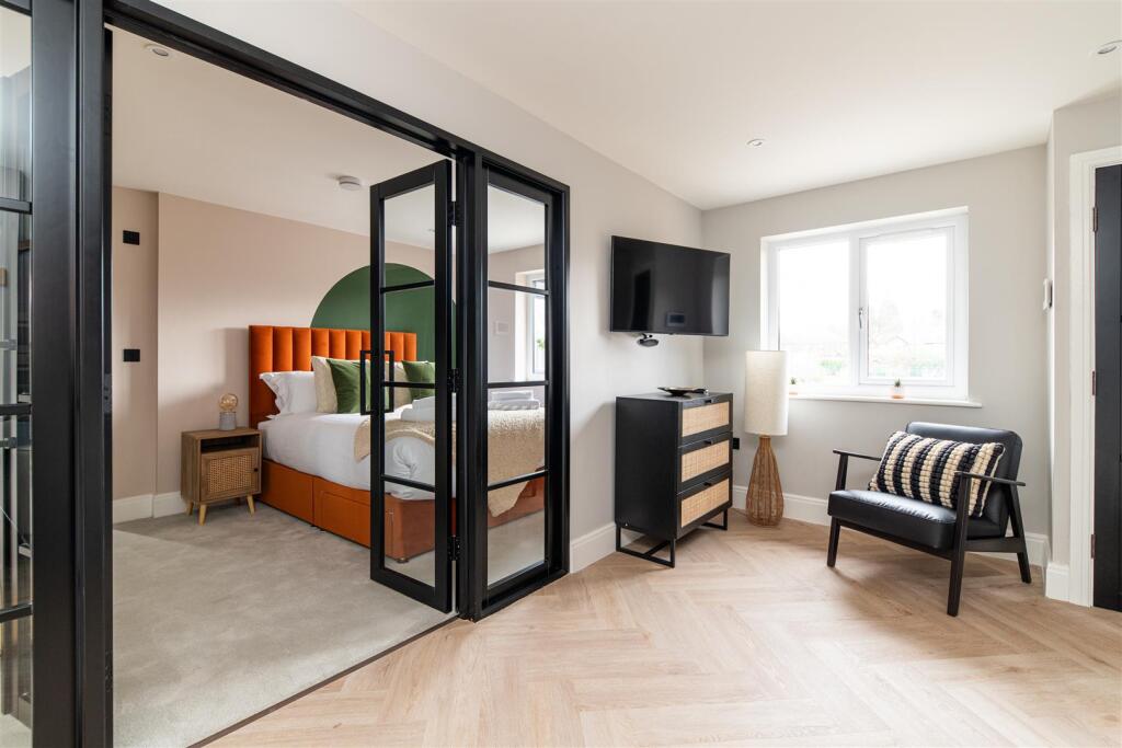 4 bed Studio for rent in Longbenton. From Hive Estates - Newcastle upon Tyne 4 bed Studio for rent in Longbenton. From Hive Estates - Newcastle upon Tyne
