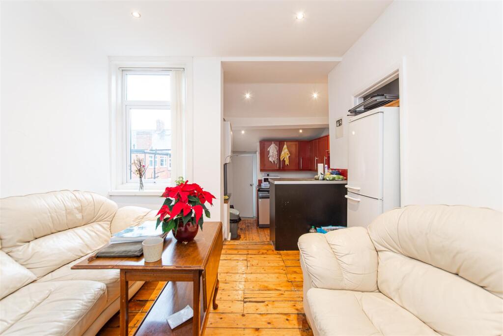 5 bed Annexe for rent in Newcastle upon Tyne. From Hive Estates - Newcastle upon Tyne 5 bed Annexe for rent in Newcastle upon Tyne. From Hive Estates - Newcastle upon Tyne