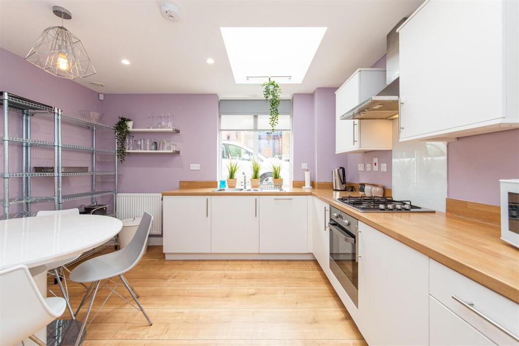 3 bed Town House for rent in Newcastle upon Tyne. From Hive Estates - Newcastle upon Tyne 3 bed Town House for rent in Newcastle upon Tyne. From Hive Estates - Newcastle upon Tyne
