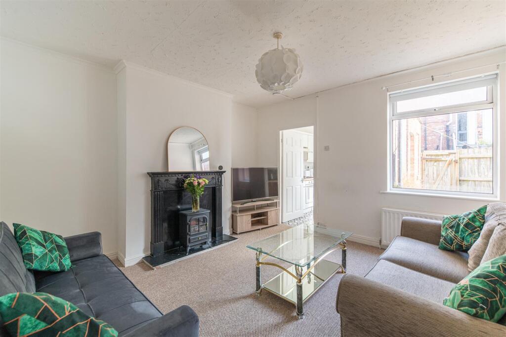 2 bed 1st Floor Flat for rent in Gateshead. From Hive Estates - Newcastle upon Tyne 2 bed 1st Floor Flat for rent in Gateshead. From Hive Estates - Newcastle upon Tyne