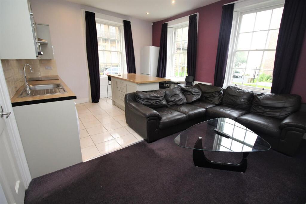 4 bed 1st Floor Flat for rent in Newcastle upon Tyne. From Hive Estates - Newcastle upon Tyne