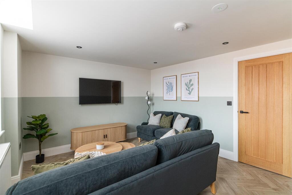 1 bed House Share for rent in Gateshead. From Hive Estates - Newcastle upon Tyne 1 bed House Share for rent in Gateshead. From Hive Estates - Newcastle upon Tyne