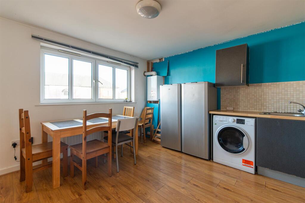 1 bed 1st Floor Flat for rent in Newcastle upon Tyne. From Hive Estates - Newcastle upon Tyne