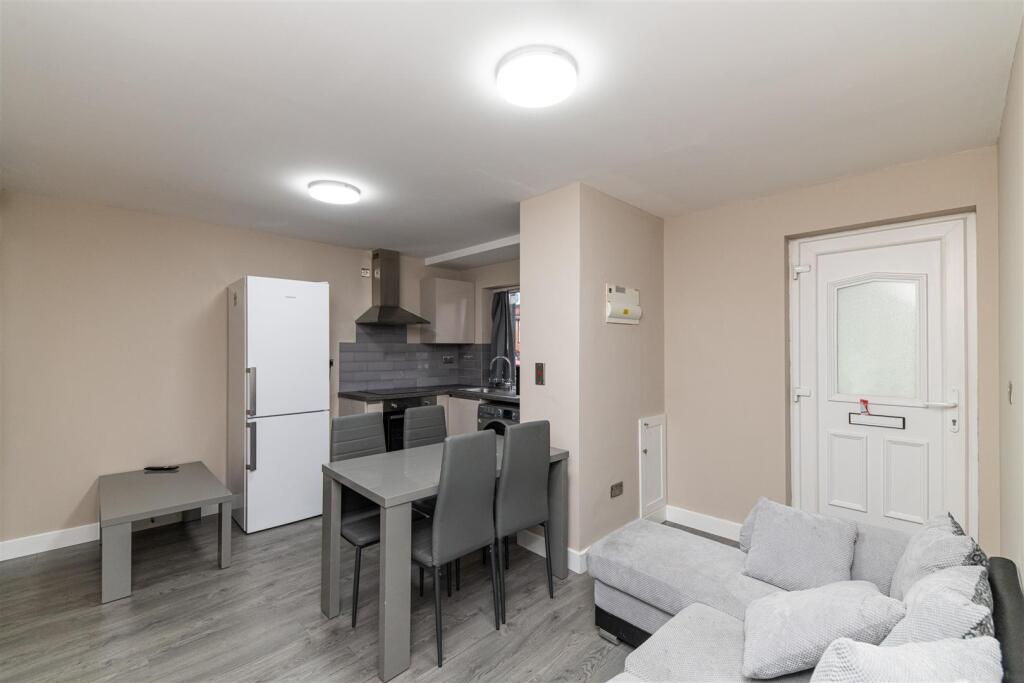 1 bed 1st Floor Flat for rent in Newcastle upon Tyne. From Hive Estates - Newcastle upon Tyne 1 bed 1st Floor Flat for rent in Newcastle upon Tyne. From Hive Estates - Newcastle upon Tyne