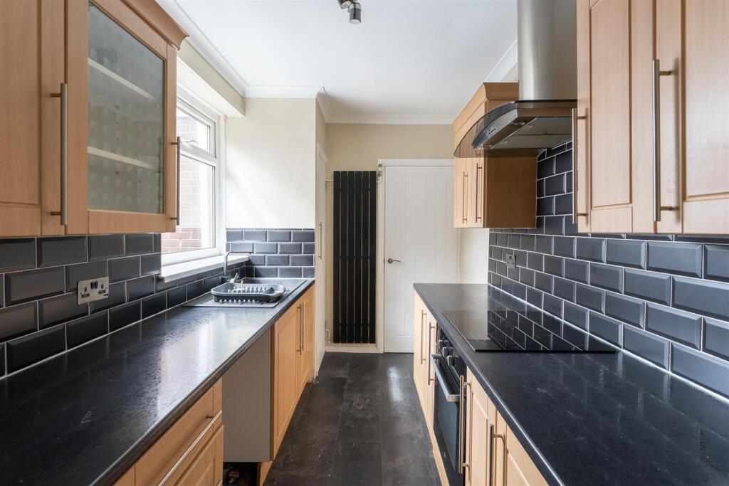 3 bed 1st Floor Flat for rent in South Shields. From Hive Estates - Newcastle upon Tyne 3 bed 1st Floor Flat for rent in South Shields. From Hive Estates - Newcastle upon Tyne