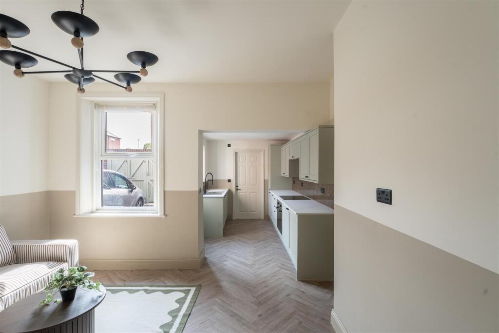 2 bed 1st Floor Flat for rent in Newcastle upon Tyne. From Hive Estates - Newcastle upon Tyne
