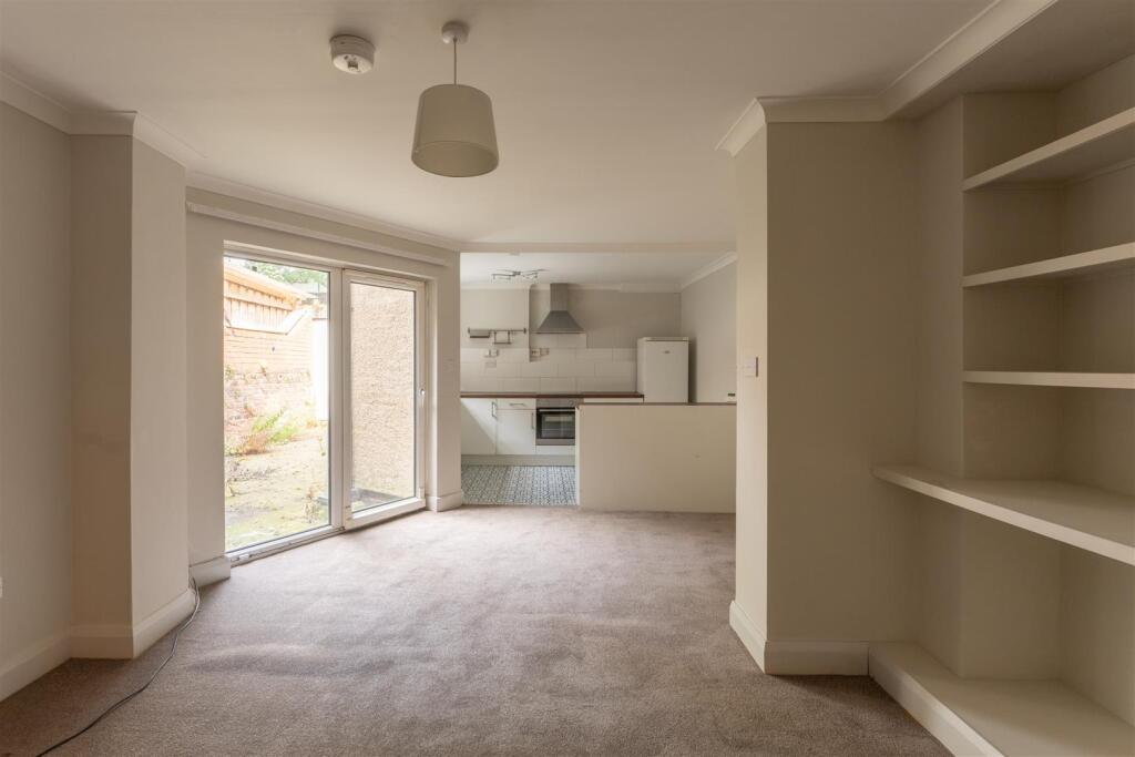 2 bed 1st Floor Flat for rent in Newcastle upon Tyne. From Hive Estates - Newcastle upon Tyne