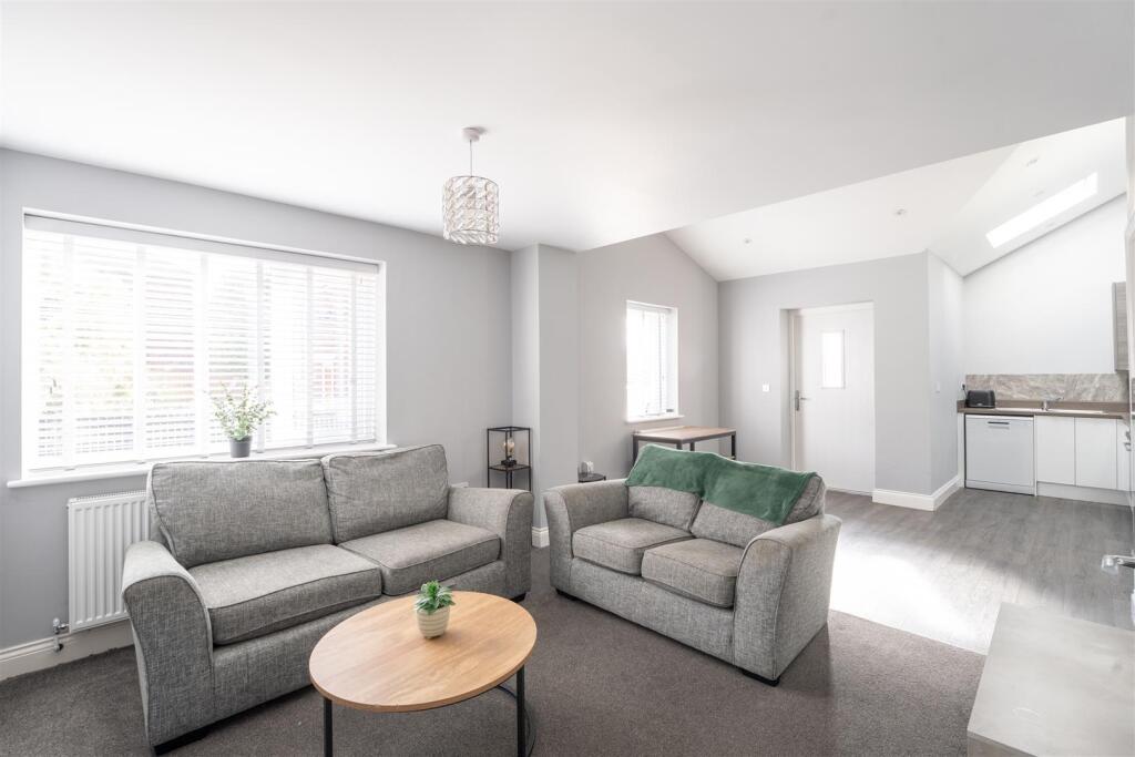 2 bed 1st Floor Flat for rent in South Shields. From Hive Estates - Newcastle upon Tyne