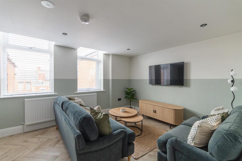 1 bed House Share for rent in Gateshead. From Hive Estates - Newcastle upon Tyne 1 bed House Share for rent in Gateshead. From Hive Estates - Newcastle upon Tyne