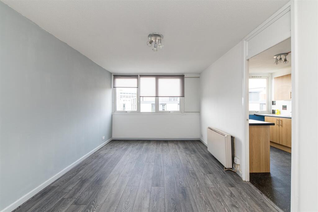 2 bed 1st Floor Flat for rent in Newcastle upon Tyne. From Hive Estates - Newcastle upon Tyne