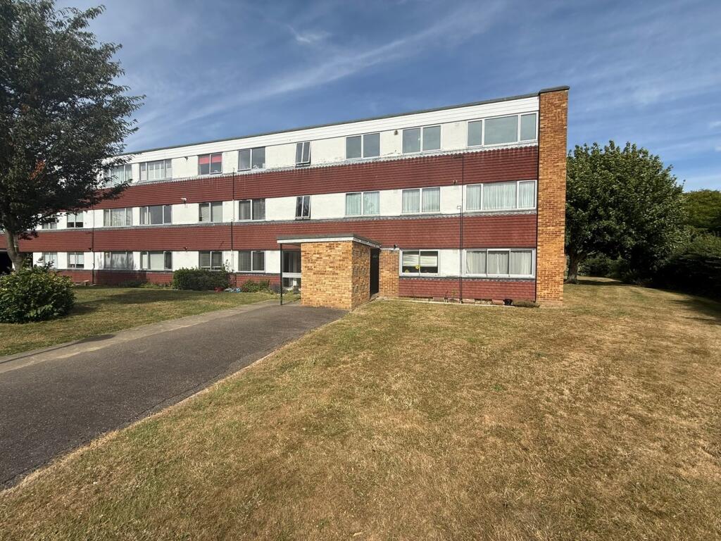 3 bed 1st Floor Flat for rent in Northaw. From Home Counties - Potters Bar 3 bed 1st Floor Flat for rent in Northaw. From Home Counties - Potters Bar