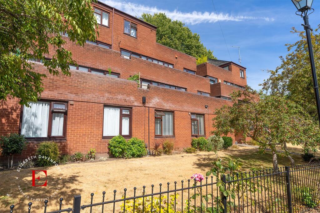 2 bed 1st Floor Flat for rent in Coventry. From Elizabeth Davenport - Kenilworth
