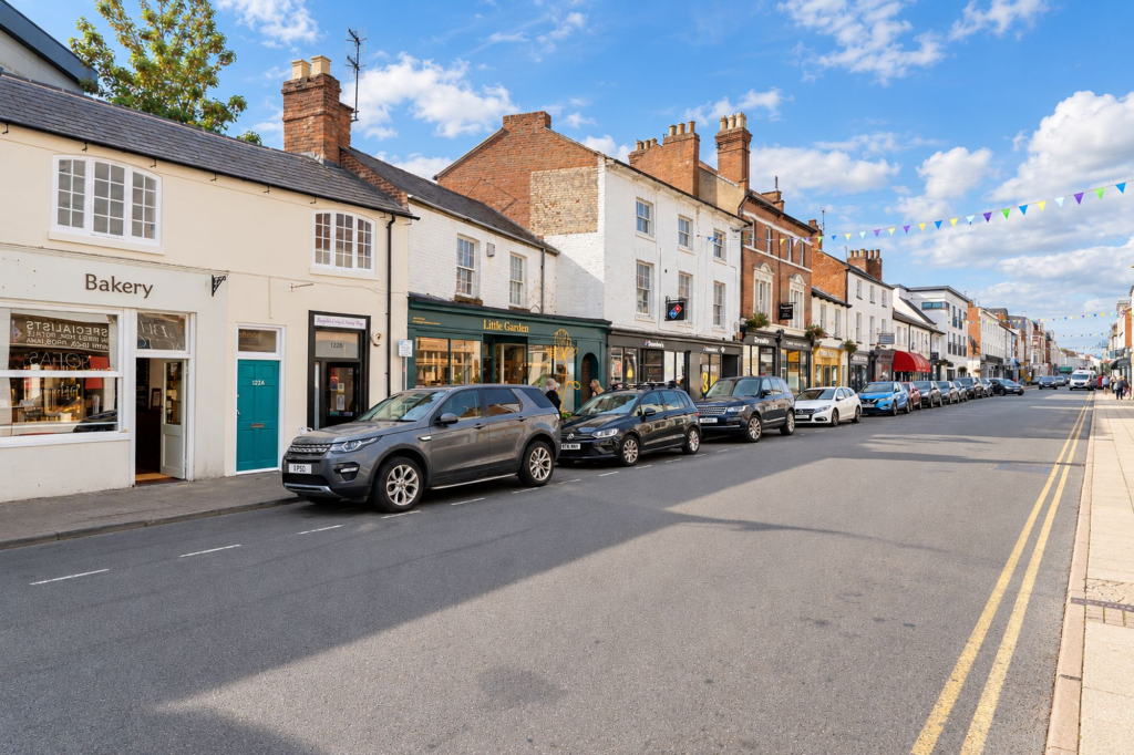 2 bed 1st Floor Flat for rent in Royal Leamington Spa. From Elizabeth Davenport - Kenilworth