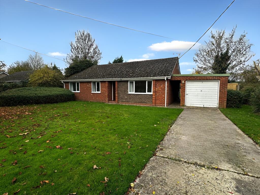 3 bed Detached bungalow for rent in Herringswell. From Elvin Estates - Mildenhall