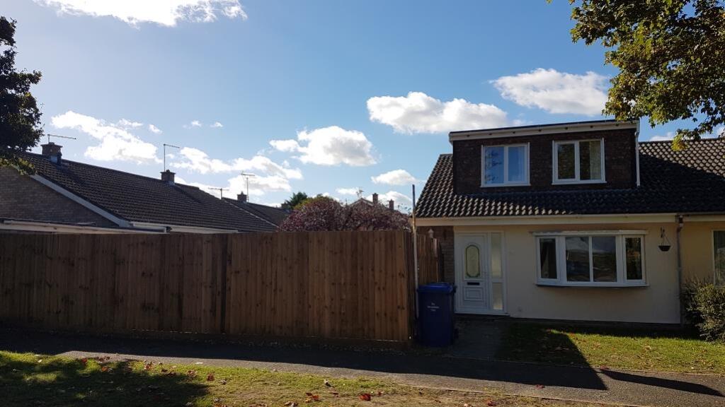 4 bed Chalet for rent in Beck Row. From Elvin Estates - Mildenhall
