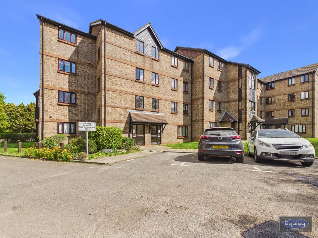 2 bed 1st Floor Flat for rent in Woolwich. From Equity London LTD - Eltham